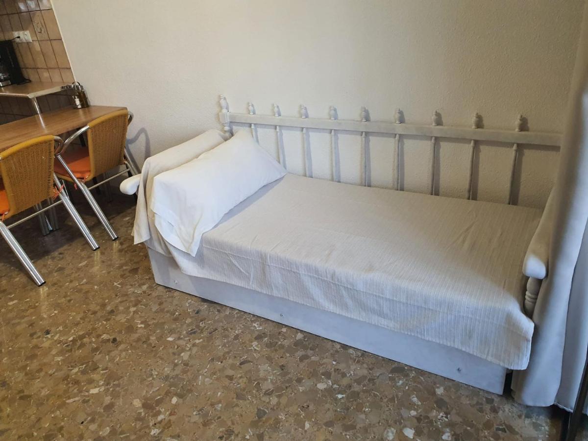 Vintage Benidorm Apartment Ngoại thất bức ảnh
